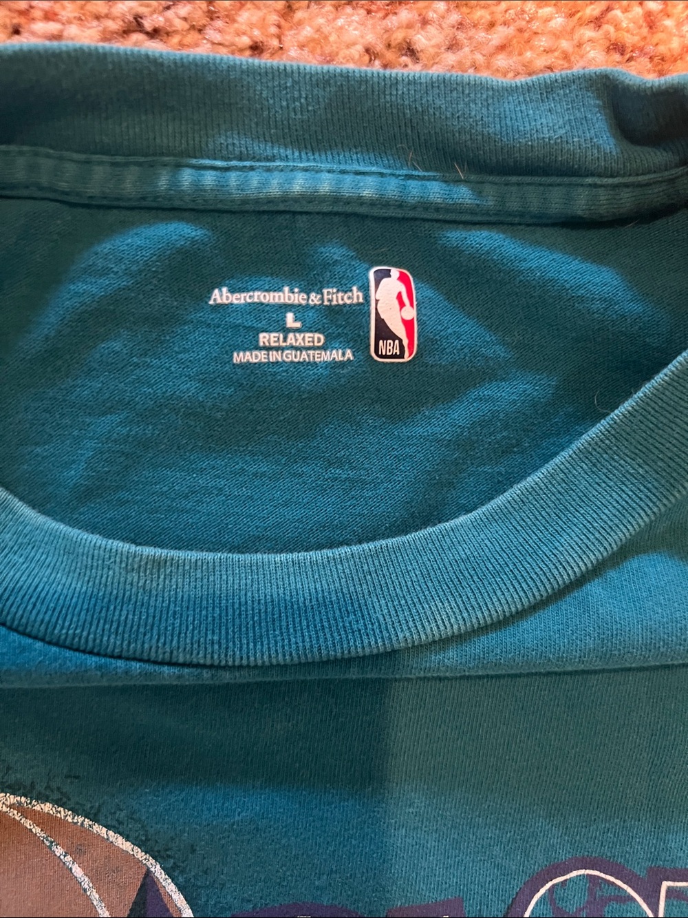 Abercrombie & Fitch Teal NBA Logo Crewneck Tee - Picture 2 of 2